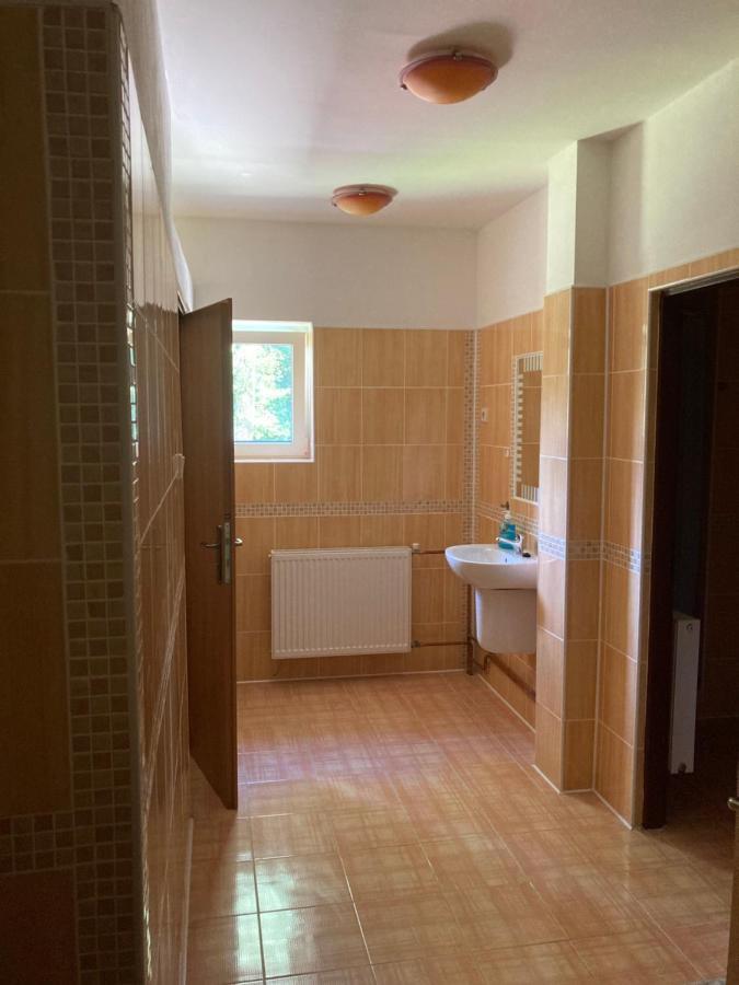 Penzion Restaurace Zatisi Rumburk Kültér fotó